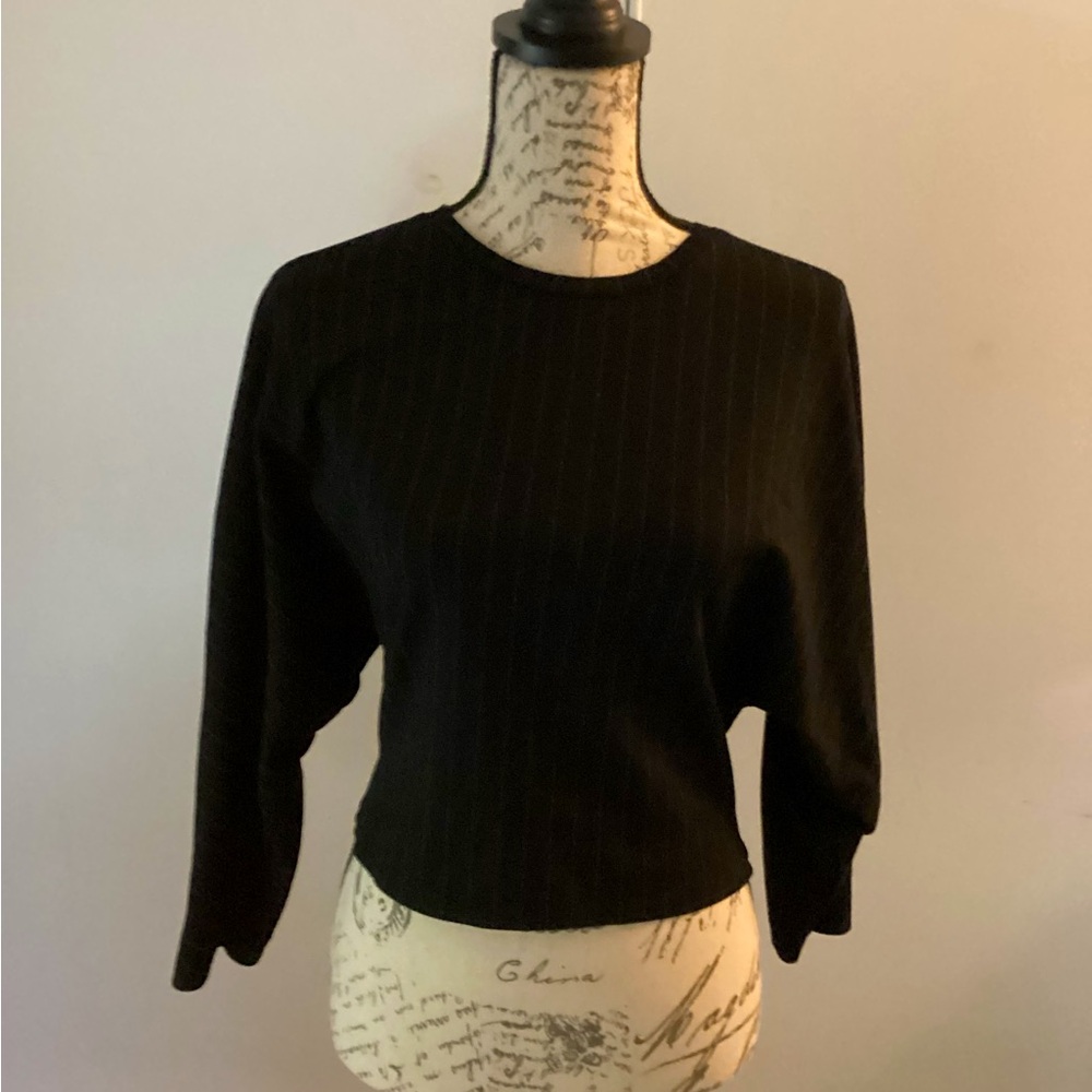 NWOT Zara W/B Black with Grey Strips Cropped 3/4 Sleeve Sweater Size USA/S